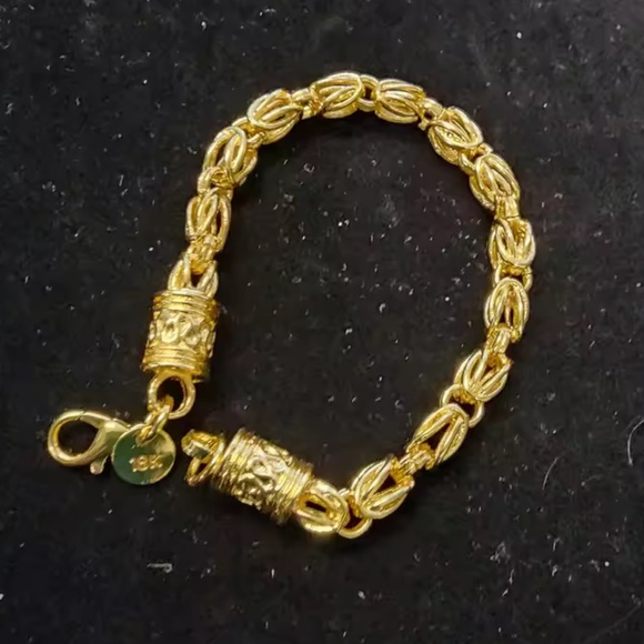 New! 18K gold color plated adjustable unique Chain Bracelet - Picture 6 of 6